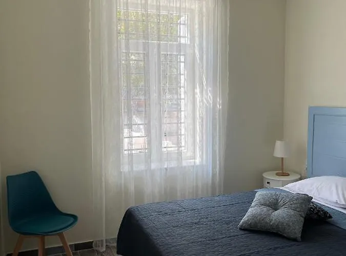 1922 Historic House Apartament